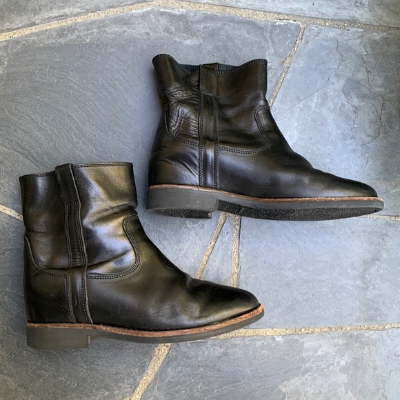 Isabel Marant "Susee" Leather Ankle Boots - Picture 3 of 16